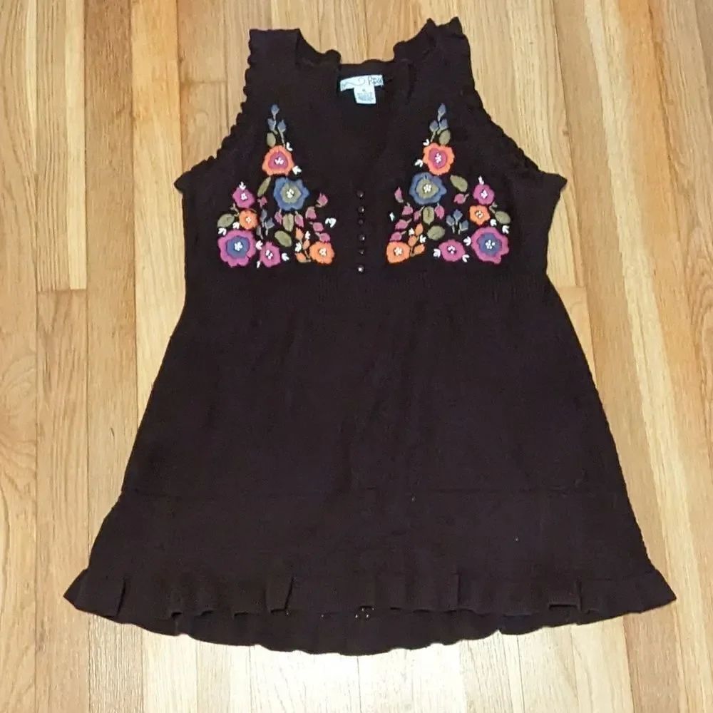 RXB Chocolate brown tunic sweater vest tank embroidered floral top